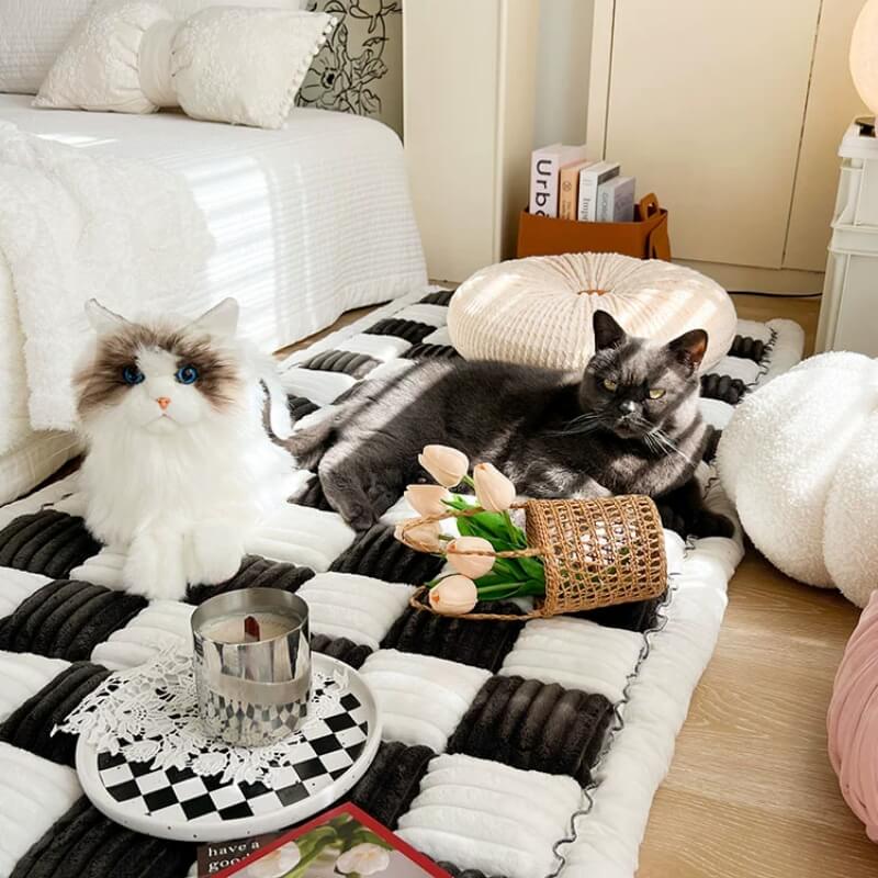 Cream-coloured Large Plaid Square Fuzzy Pet Mat Bed Couch Cover