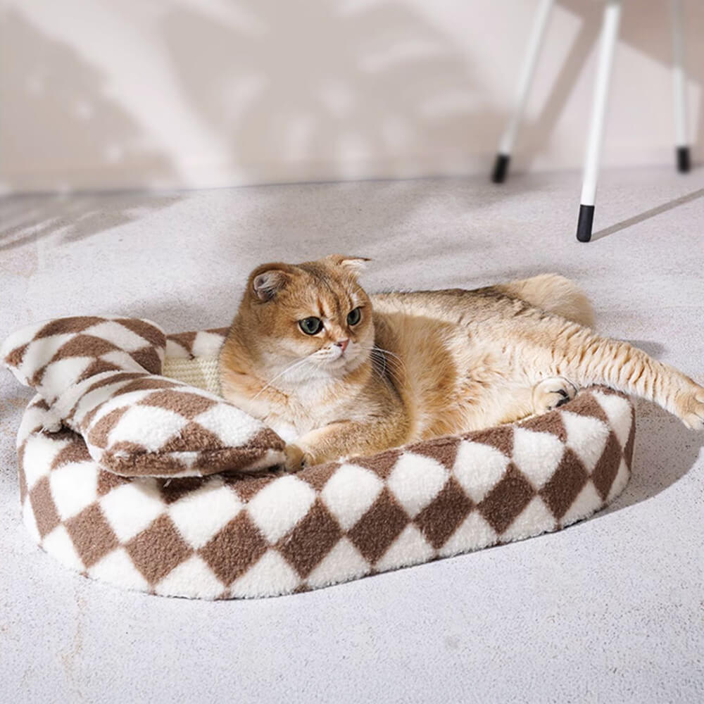 Chequerboard Sisal Cat Bed with Integrated Scratching Board – Stylish and Durable