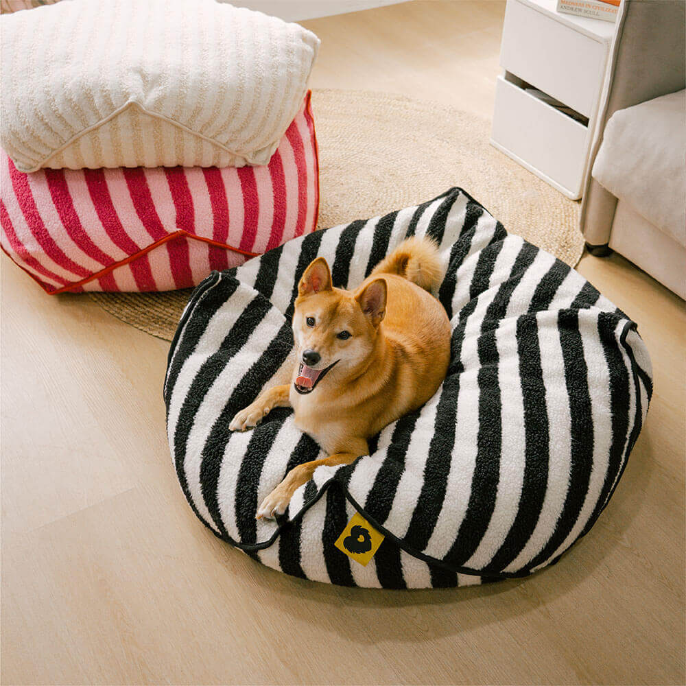 Trendy Striped Pattern Polygonal Pet Bean Bag Chair