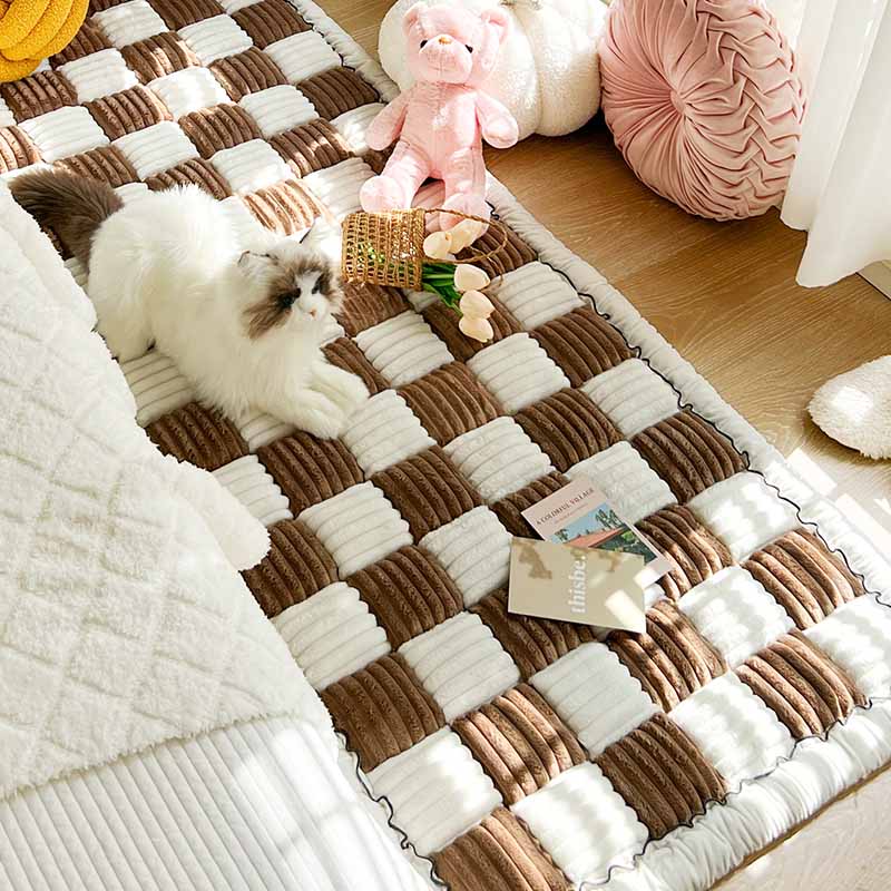 Cream-coloured Large Plaid Square Fuzzy Pet Mat Bed Couch Cover